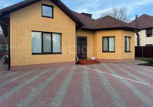 Дом 180м&sup2;, 1-этажный, участок 10 сот.  