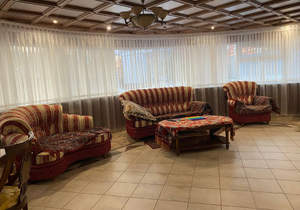 Дом 521м&sup2;, 3-этажный, участок 20 сот.  