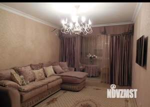 Коттедж 290м&sup2;, 3-этажный, участок 7 сот.  