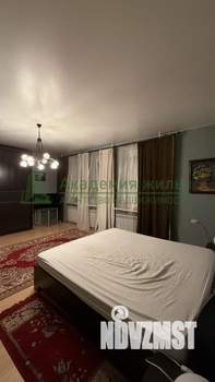Коттедж 326м², 3-этажный, участок 15 сот.  