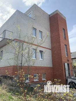 Коттедж 400м&sup2;, 3-этажный, участок 10 сот.  