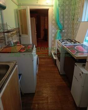 Дом 30м&sup2;, 1-этажный, участок 10 сот.  