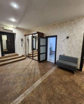 Дом 385м&sup2;, 2-этажный, участок 20 сот.  