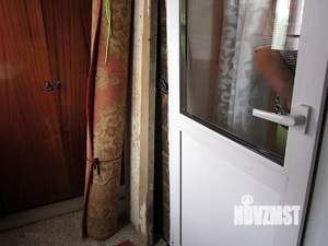 Дом 61м&sup2;, 2-этажный, участок 7 сот.  