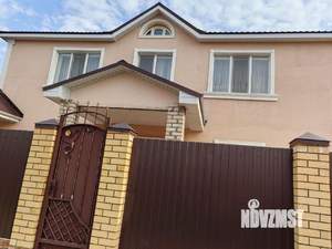 Дом 222м&sup2;, 2-этажный, участок 6 сот.  