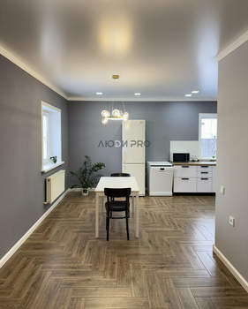 Дом 129м&sup2;, 2-этажный, участок 10 сот.  