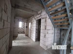 Дом 143м&sup2;, 3-этажный, участок 2 сот.  