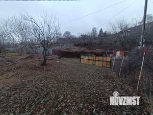 Дом 12м&sup2;, 2-этажный, участок 6 сот.  