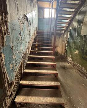 Дом 341м², 3-этажный, участок 9 сот.  