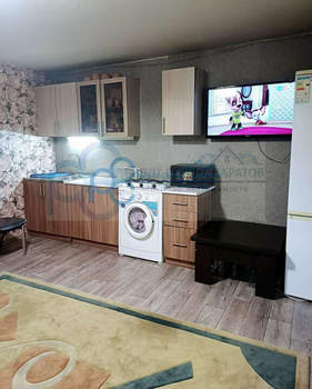 Дом 80м&sup2;, 2-этажный, участок 5 сот.  