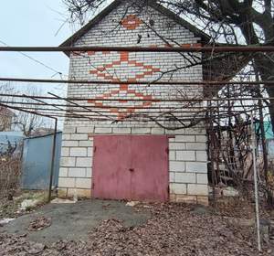 Дом 42м², 2-этажный, участок 6 сот.  