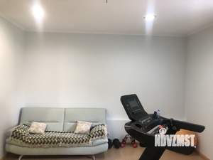 Коттедж 350м², 3-этажный, участок 4 сот.  