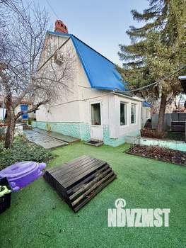 Дом 105м&sup2;, 2-этажный, участок 3 сот.  