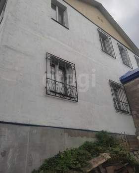 Дом 346м&sup2;, 2-этажный, участок 8 сот.  