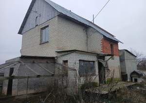 Дом 130м², 2-этажный, участок 10 сот.  