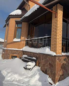 Дом 272м&sup2;, 2-этажный, участок 10 сот.  