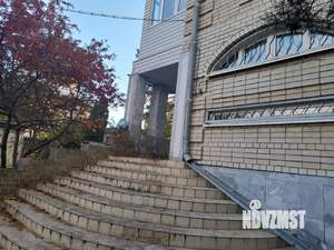 Коттедж 476м&sup2;, 3-этажный, участок 25 сот.  