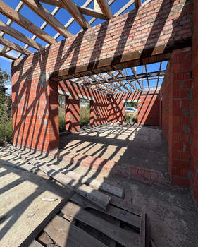 Дом 180м&sup2;, 1-этажный, участок 8 сот.  