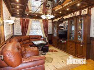 Коттедж 320м&sup2;, 2-этажный, участок 7 сот.  