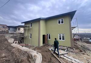 Дом 240м², 2-этажный, участок 6 сот.  