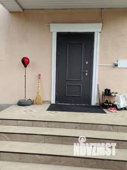 Дом 222м&sup2;, 2-этажный, участок 6 сот.  