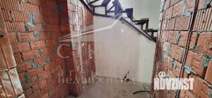 Дом 102м&sup2;, 2-этажный, участок 3 сот.  