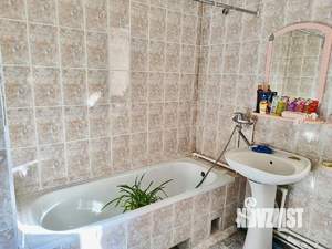 Коттедж 190м², 3-этажный, участок 10 сот.  