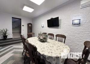 Дом 326м², 3-этажный, участок 10 сот.  