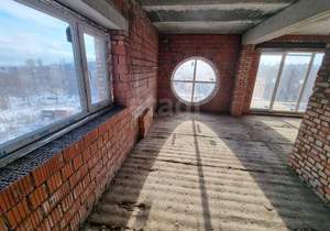 Дом 205м&sup2;, 3-этажный, участок 12 сот.  