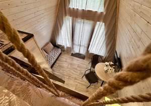 Дом 18м², 2-этажный, участок 2 сот.  