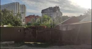 Дом 193м², 1-этажный, участок 8 сот.  