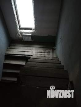 Дом 232м&sup2;, 2-этажный, участок 6 сот.  