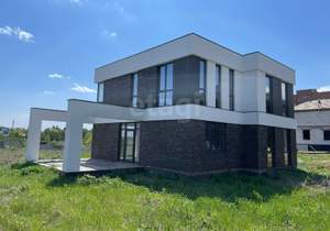 Дом 165м², 2-этажный, участок 10 сот.  