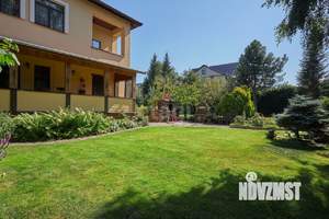 Дом 368м&sup2;, 2-этажный, участок 17 сот.  