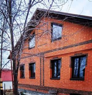 Дом 160м², 2-этажный, участок 10 сот.  