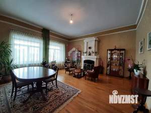 Дом 356м&sup2;, 2-этажный, участок 11 сот.  