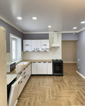 Дом 129м&sup2;, 2-этажный, участок 10 сот.  