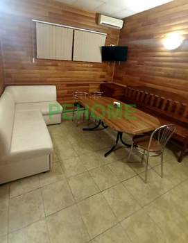 Дом 213м&sup2;, 3-этажный, участок 4 сот.  