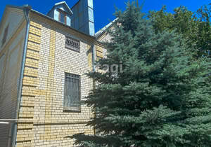 Дом 320м&sup2;, 3-этажный, участок 14 сот.  