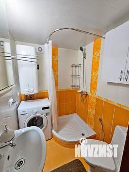 Дом 74м&sup2;, 2-этажный, участок 8 сот.  