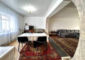 Дом 340м², 2-этажный, участок 5 сот.  