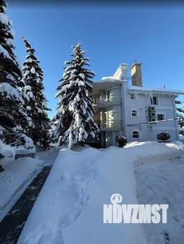 Коттедж 521м&sup2;, 3-этажный, участок 20 сот.  