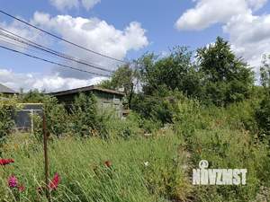 Дом 30м&sup2;, 1-этажный, участок 6 сот.  