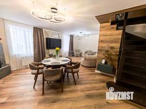 Дом 150м&sup2;, 3-этажный, участок 2 сот.  