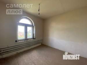 Дом 491м², 3-этажный, участок 10 сот.  