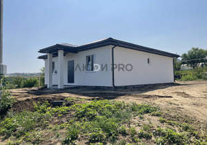 Дом 92м&sup2;, 1-этажный, участок 6 сот.  