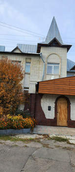 Дом 321м², 3-этажный, участок 13 сот.  