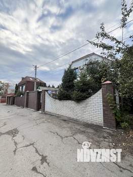 Дом 164м&sup2;, 3-этажный, участок 2 сот.  