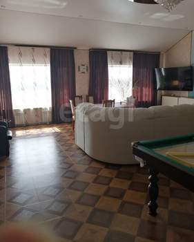 Дом 185м&sup2;, 2-этажный, участок 7 сот.  