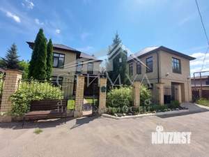 Коттедж 429м&sup2;, 2-этажный, участок 10 сот.  